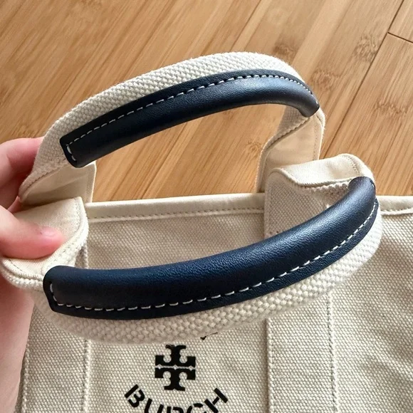 Tory Burch Cream & Navy Sturdy Canvas Tote w/ Navy Leather Handles - Picture 6 of 14